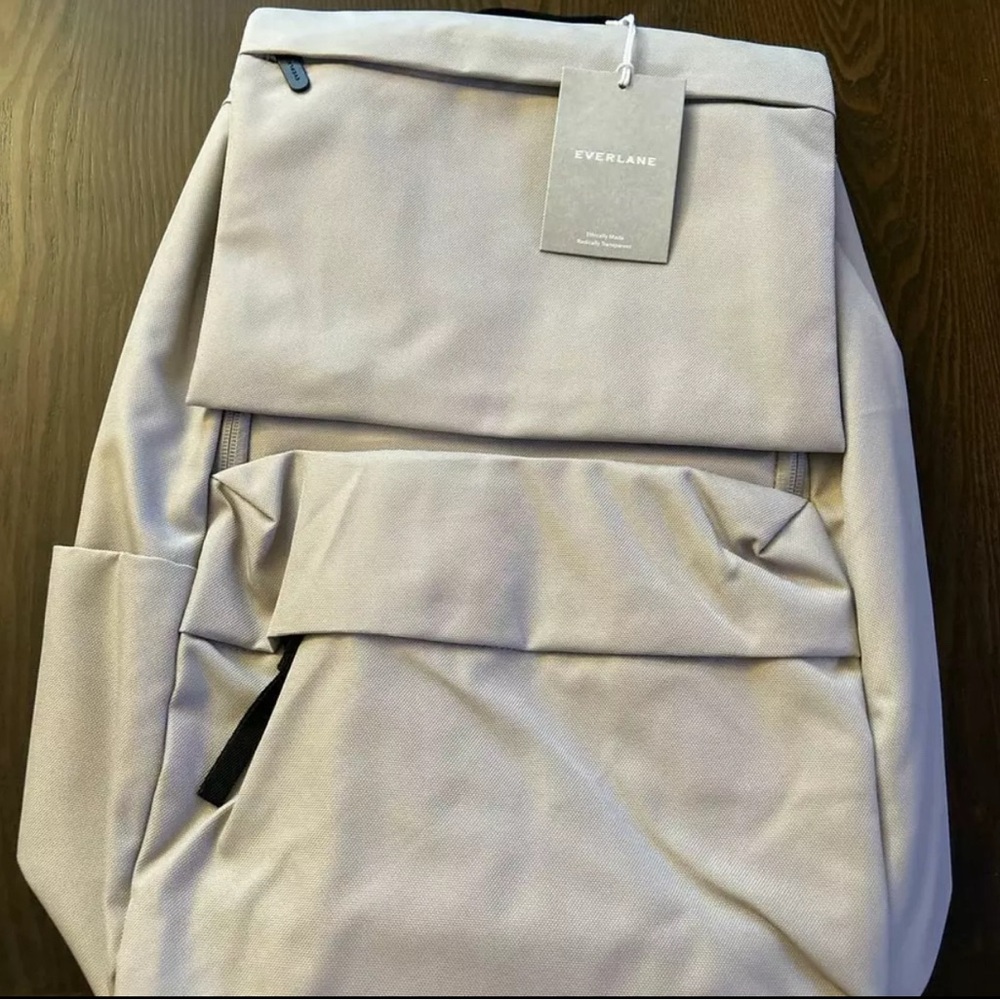 Everlane The ReNew Transit Backpack Warm Quartz Cream MSRP:$95]